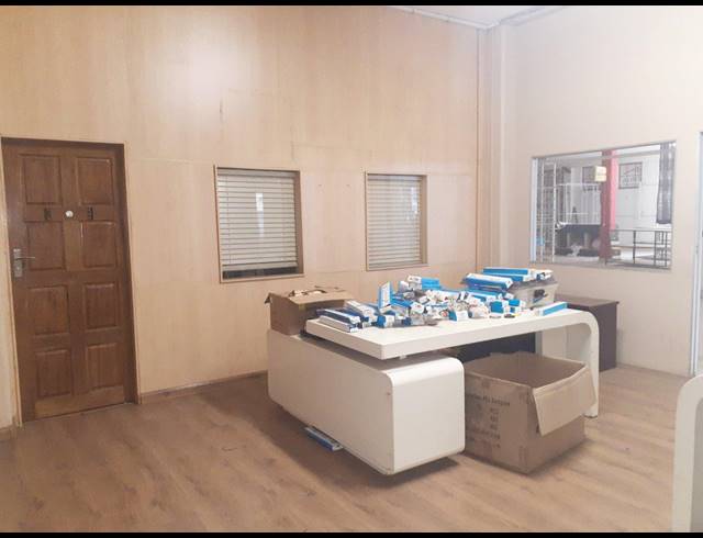 3,000M² RETAIL FOR SALE IN CENTURION CENTRAL